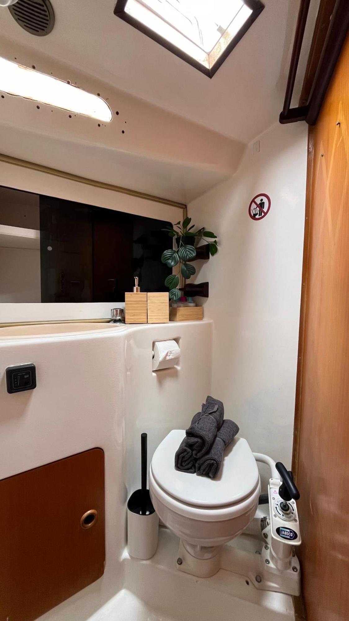 Velero Puma 32 Hotel Caleta de Sebo Eksteriør billede